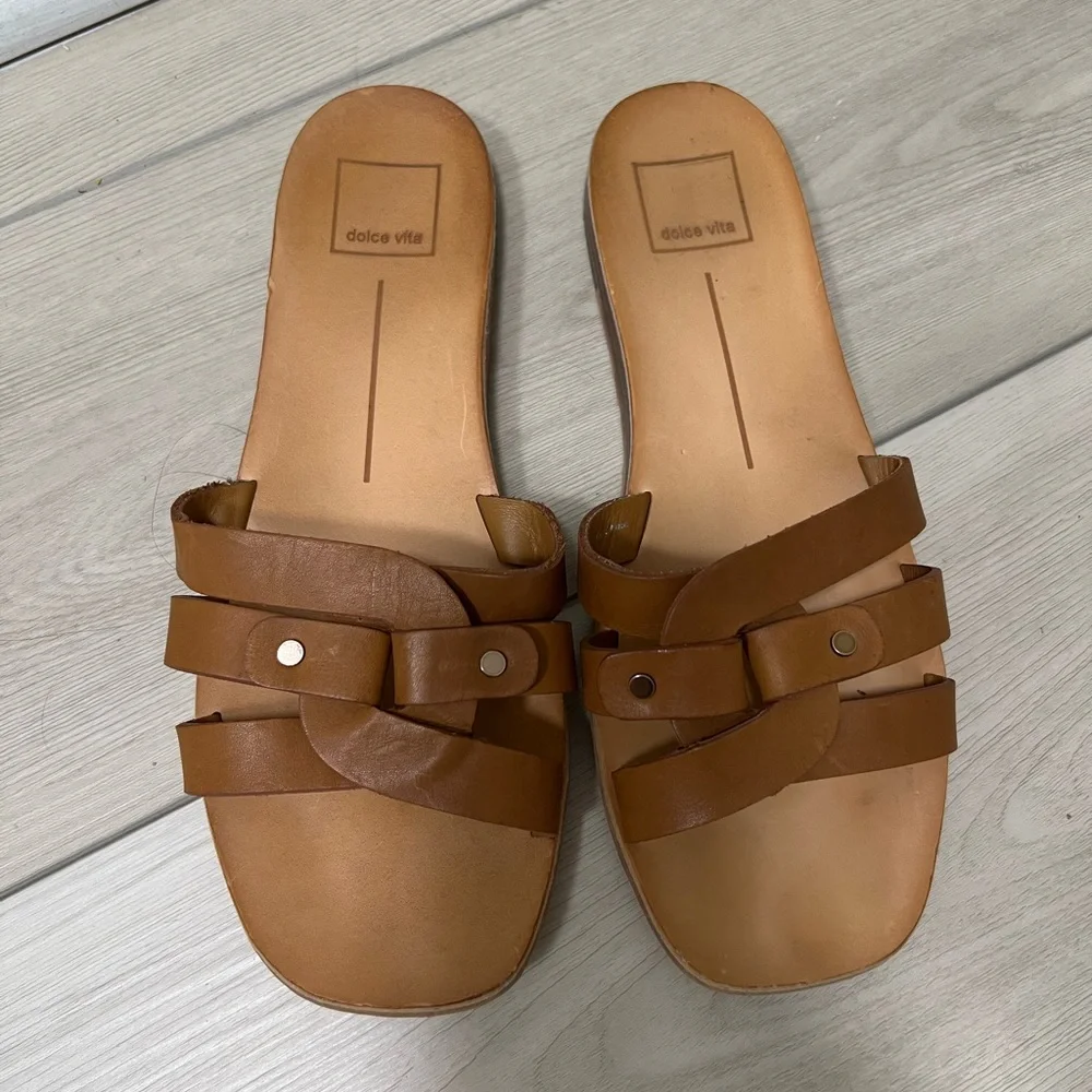 Dolce Vita Tan Size 8 Cait Slides - Picture 2 of 9